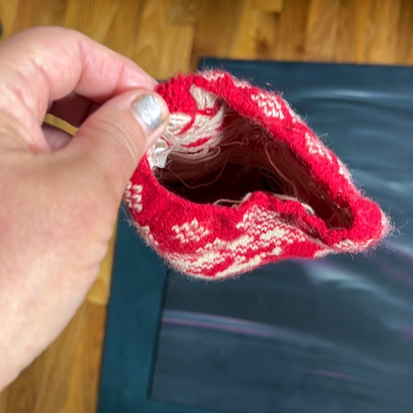 Absolute vodka knit bottle cover by Cynthia Rowley - Picture 6 of 7